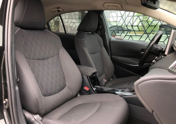 Toyota Corolla cena 85900 przebieg: 113478, rok produkcji 2019 z Hel małe 497